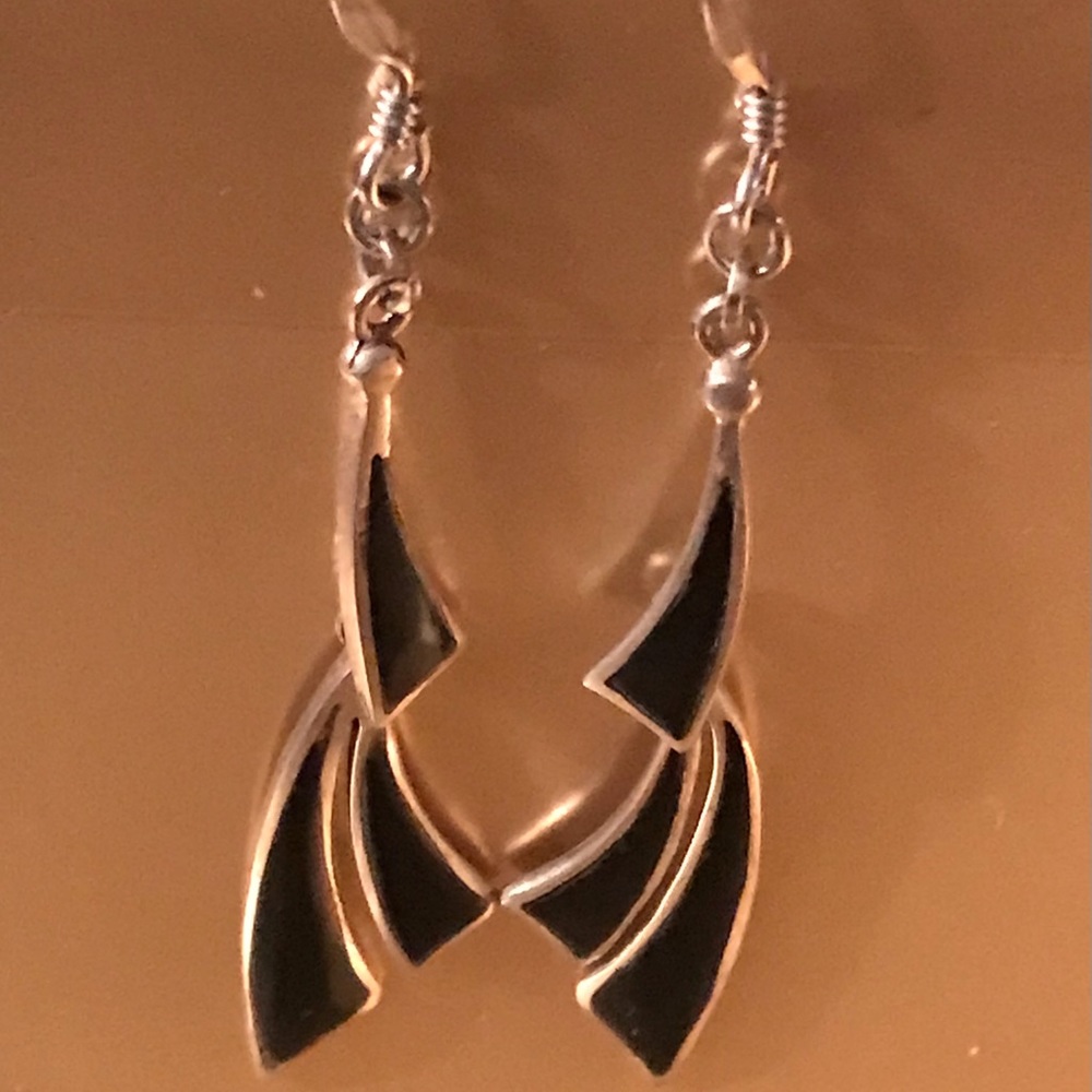 Sterling Silver/Black Burst Earrings w/Gift Bag